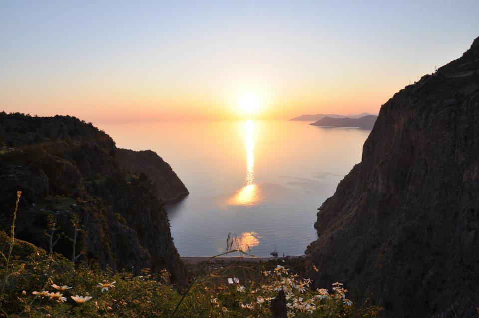 George House Bed and Breakfast Faralya Esterno foto